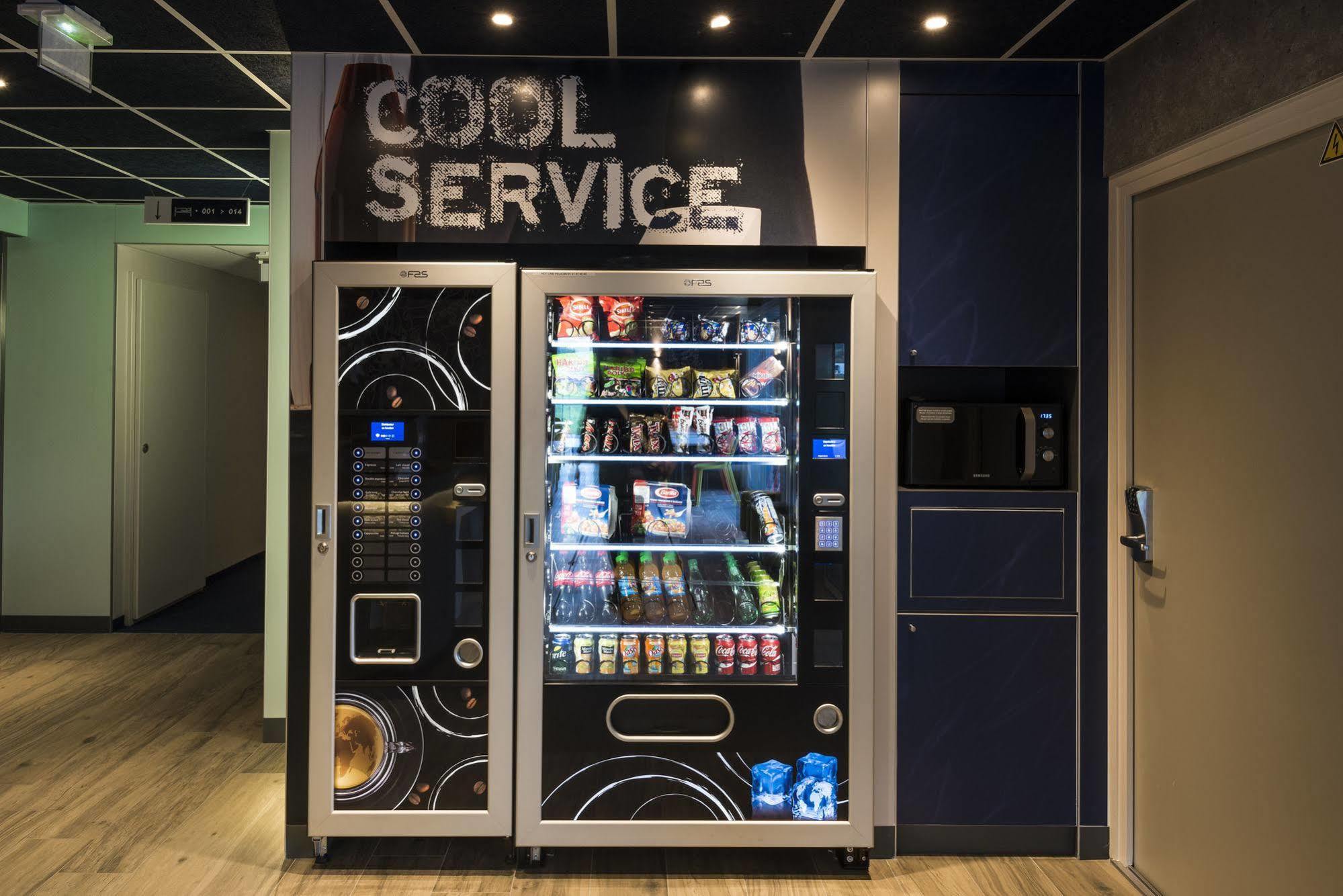 Ibis Budget Саланш Екстериор снимка